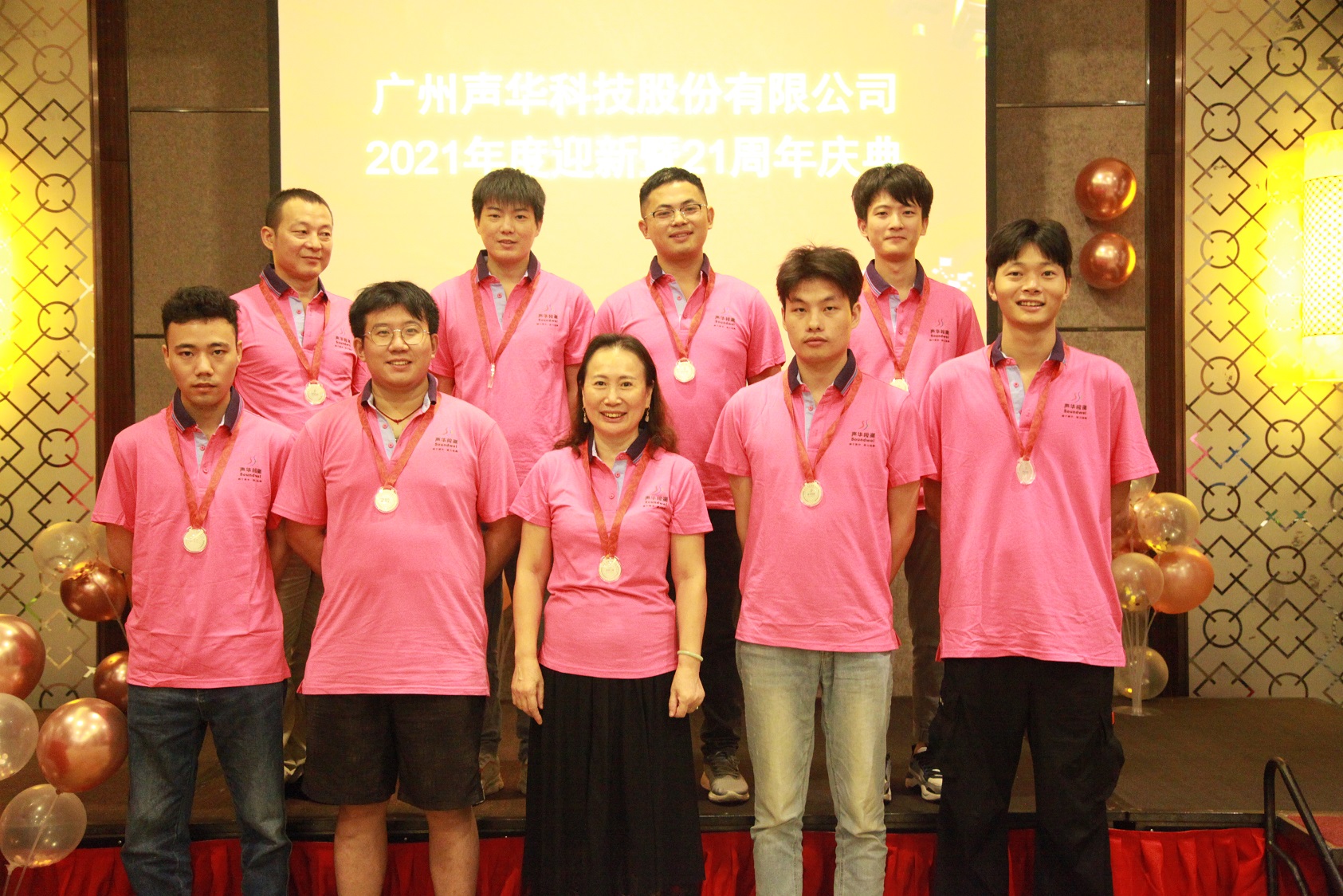 60b28eea35c90bea440810397240f6c.jpg